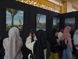 Seniman Irfan Panggalo Gelar Pameran Tunggal Ilustrasi Cerita Rakyat Lokal Mandar