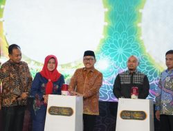 Gubernur Sulbar Buka KKE-PEKSyar 2025, Tekankan Pentingnya Akses Modal bagi Pelaku UMKM Sulbar