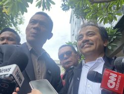 Tersangka Tuduhan Ijazah Palsu Jokowi Dilarang ke Luar Negeri, Harus Lapor Mingguan