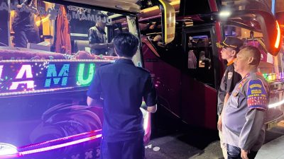 Dishub Sulbar Periksa Kendaraan Angkutan di Terminal Simbuang Mamuju