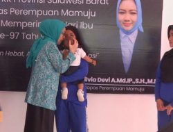 Peringati Hari Ibu, Ketua TP PKK Sulbar Serahkan Bantuan ke Warga Binaan Lapas Perempuan