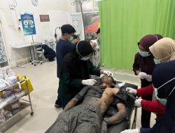 Pria Ini Dilarikan ke RS Wonomulyo Usai Kena Lemparan Kayu di Jalanan oleh OTK