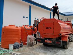 TRC BPBD Sulbar Kembali Distribusikan Air Bersih ke Kantor BNNP Sulawesi Barat