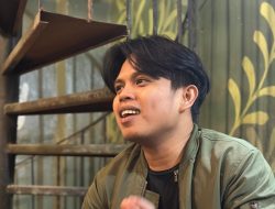 BADAI PASIR ILLIBERAL: Era Prabowo dan Garam Mahasiswa Diaspora yang Menolak Tawar