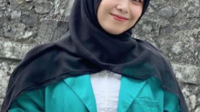 Buzzer Politik: Penguat Demokrasi atau Manipulator Opini?