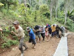 Demi Akses Jalan, Warga Pamu’tu Patungan Cor Jalan di Kawasan Hutan Lindung