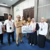 200 Keluarga Miskin di Sulbar Terima Bantuan Usaha Rp 5 Juta dari Gubernur SDK, Target 300 Lagi
