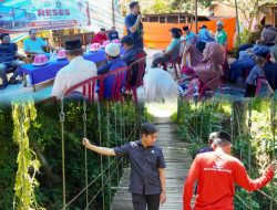 Keluhan Petani Saat Reses Ditindaklanjuti, Rahmat Ichwan Bahtiar Tinjau Jembatan Gantung Rusak di Bunga-Bunga