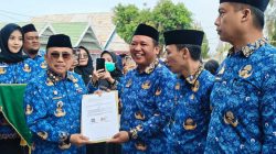 Pemkab Majene Serahkan Perpanjangan Perjanjian Kerja 2.479 PPPK Penuh Waktu