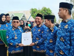 Pemkab Majene Serahkan Perpanjangan Perjanjian Kerja 2.479 PPPK Penuh Waktu